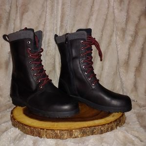 Kodiak Women's size 7 black boot